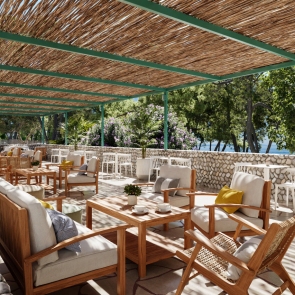 1698926505_viz_rivijera_sunny_resort_bar_terrace_01_thumbnail_w1280.jpg