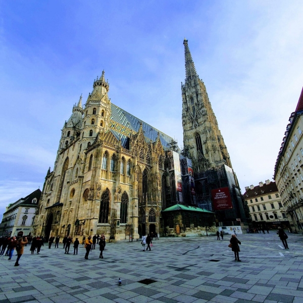 VIENNA + BUDAPEST