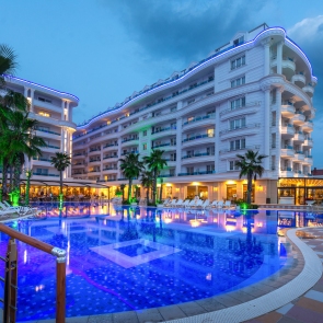 ❤️ Shën Valentini në Durrës & Tiranë ❤️