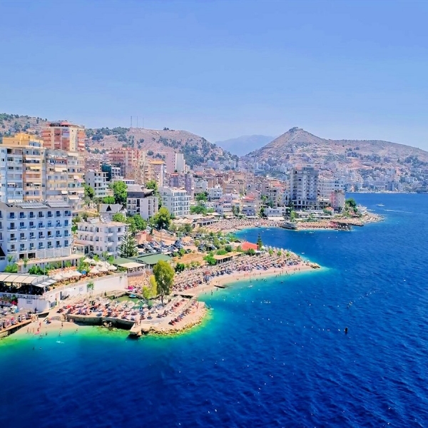 FESTO BAJRAMIN  NË SARANDË